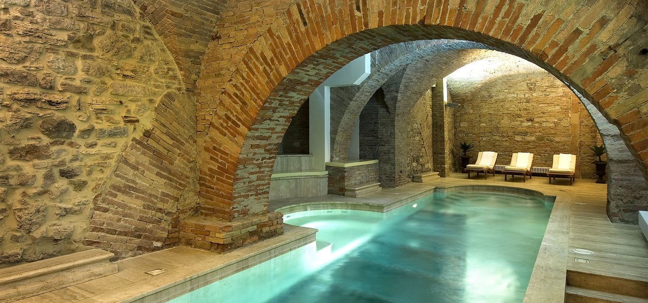 Hotel with swimming pool Perugia, Italy | Sina Brufani