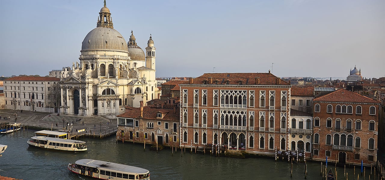 Panoramic view on Grand Canal Centurion Palace