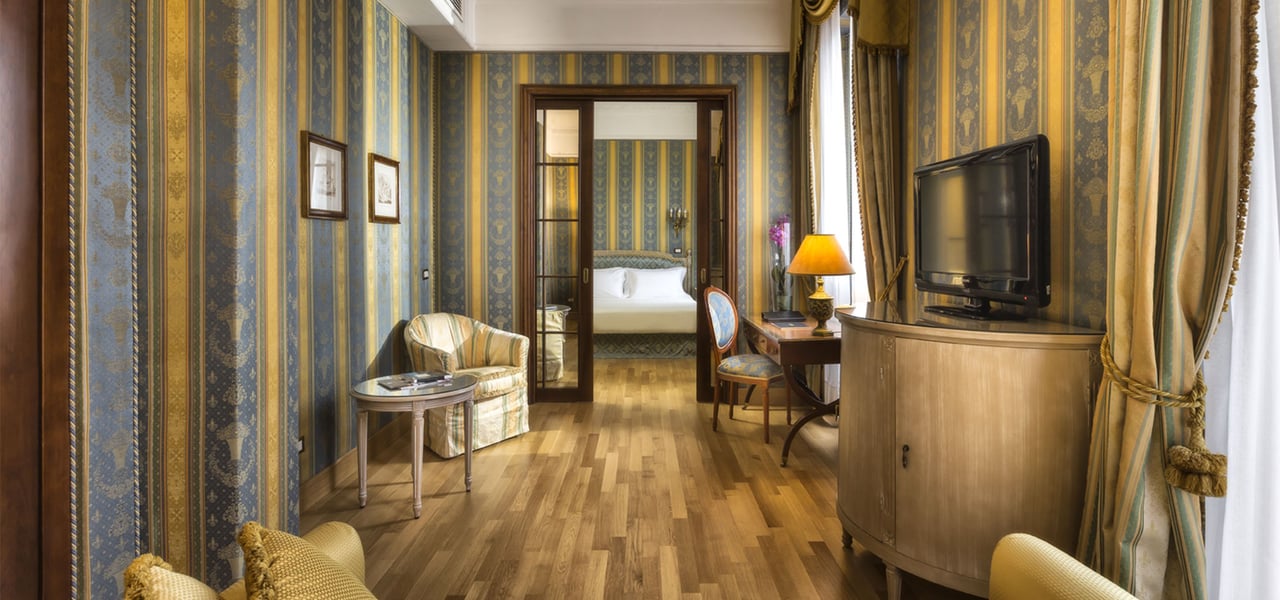 Junior Suite classic style De la Ville Milan 6