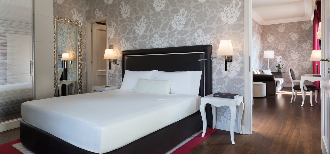 Sina Delaville juniorsuite13 room