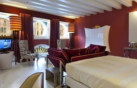 Luxury rooms Venice Deluxe Room Centurion Palace6